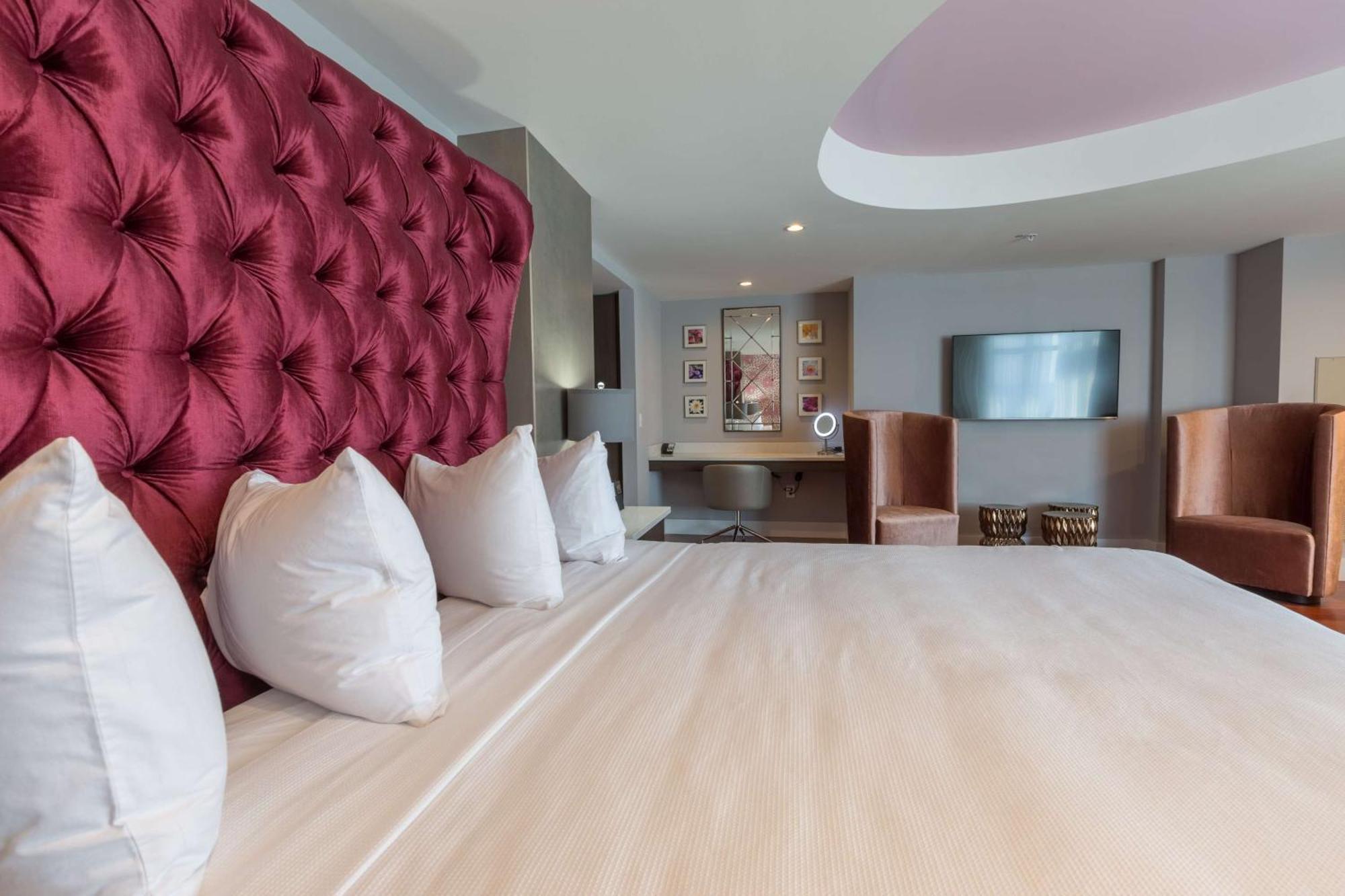 Doubletree By Hilton Asheville Downtown Экстерьер фото
