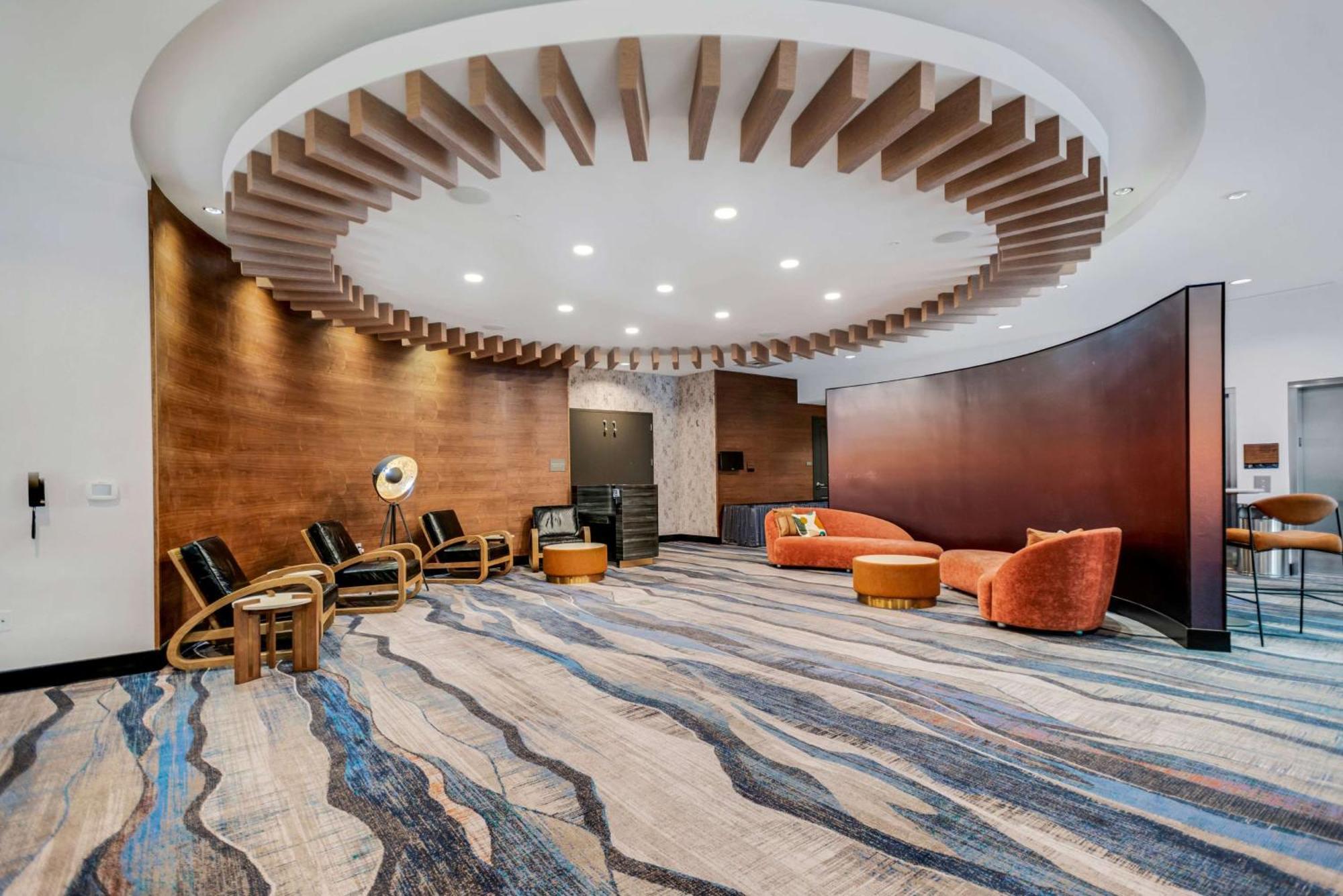 Doubletree By Hilton Asheville Downtown Экстерьер фото