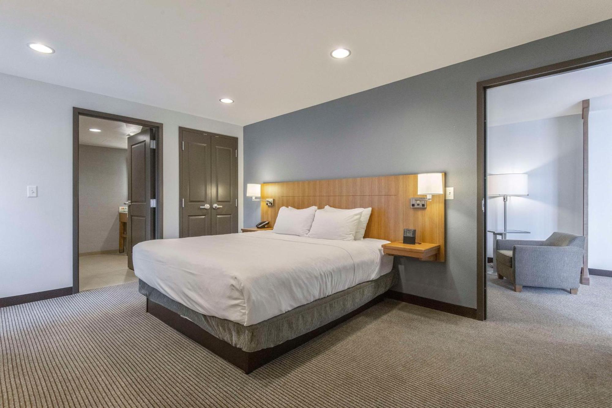 Doubletree By Hilton Asheville Downtown Экстерьер фото