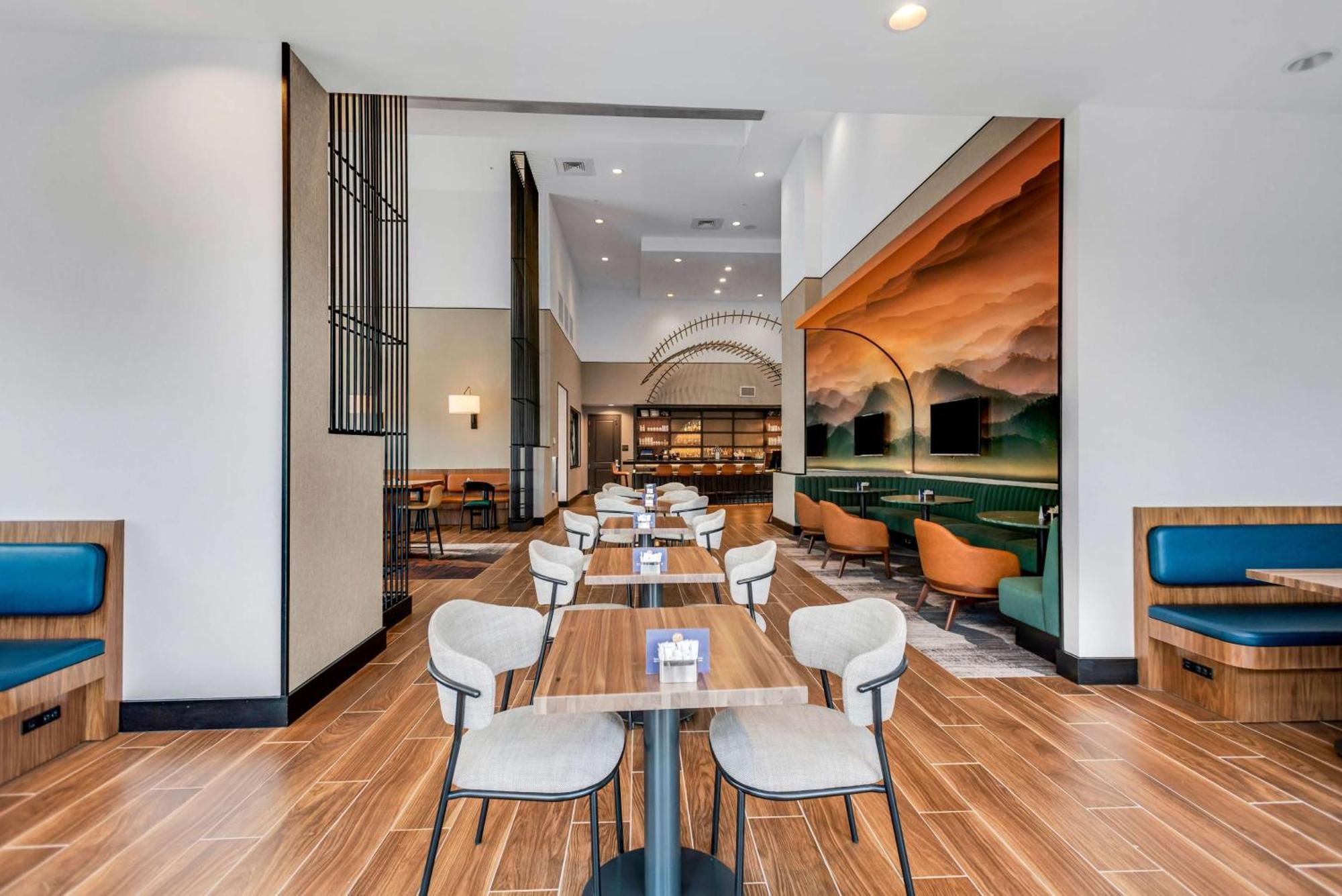 Doubletree By Hilton Asheville Downtown Экстерьер фото