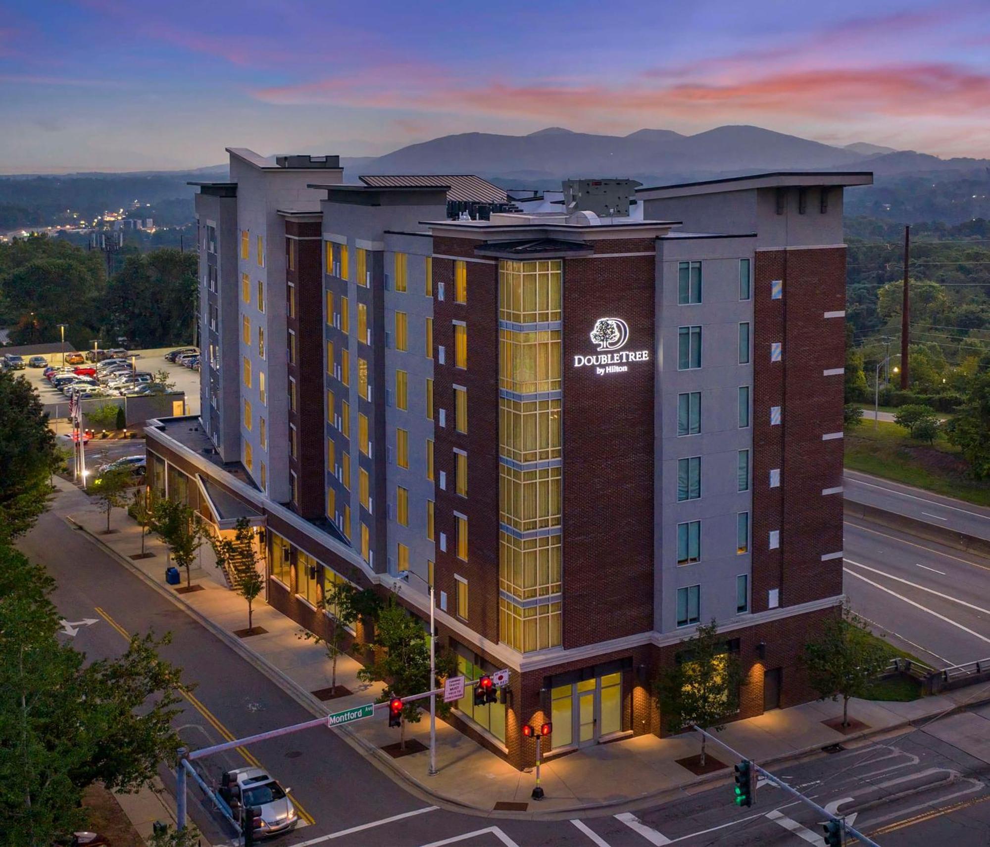 Doubletree By Hilton Asheville Downtown Экстерьер фото